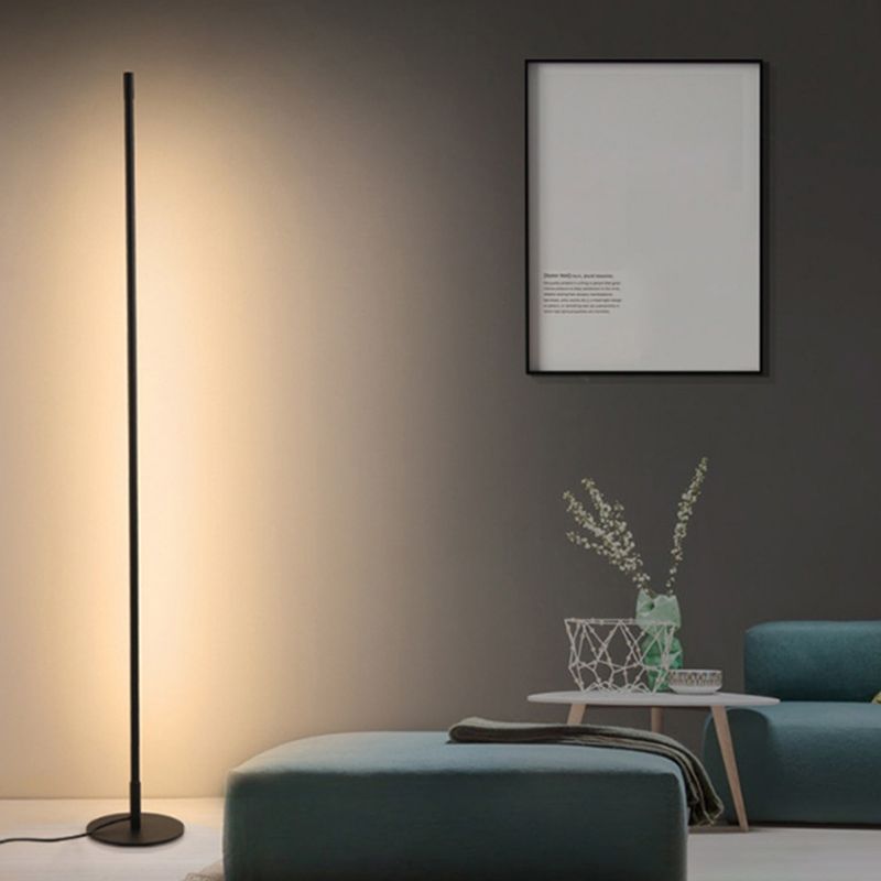 Ray Simple Linéaire LED Lampadaire Or Noir Métal Gel de Silice Salon Chambre