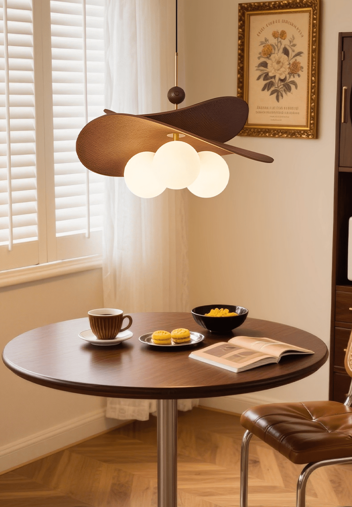 Brill Lustre Vintage Moderne Bloom Petals