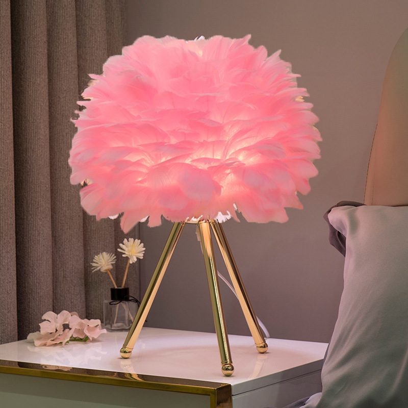 O'Moore Lampe de Table Fleur Nordique, Plume/Métal, Chambre