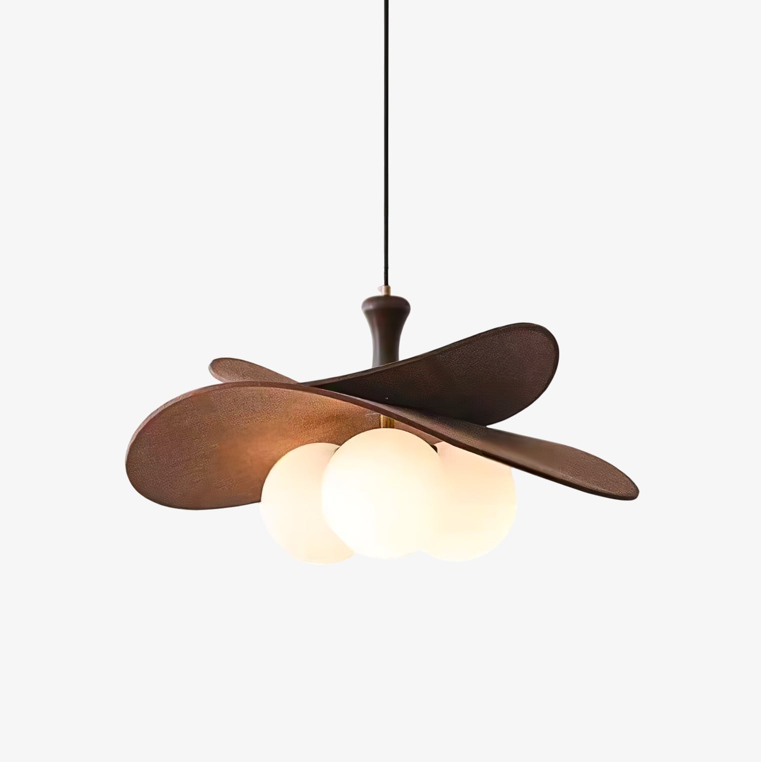 Brill Lustre Vintage Moderne Bloom Petals