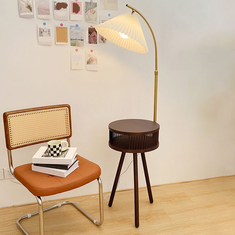 Muto Lampadaire Plissé Vintage, Métal/Tissu, Bois/Noyer, Salon