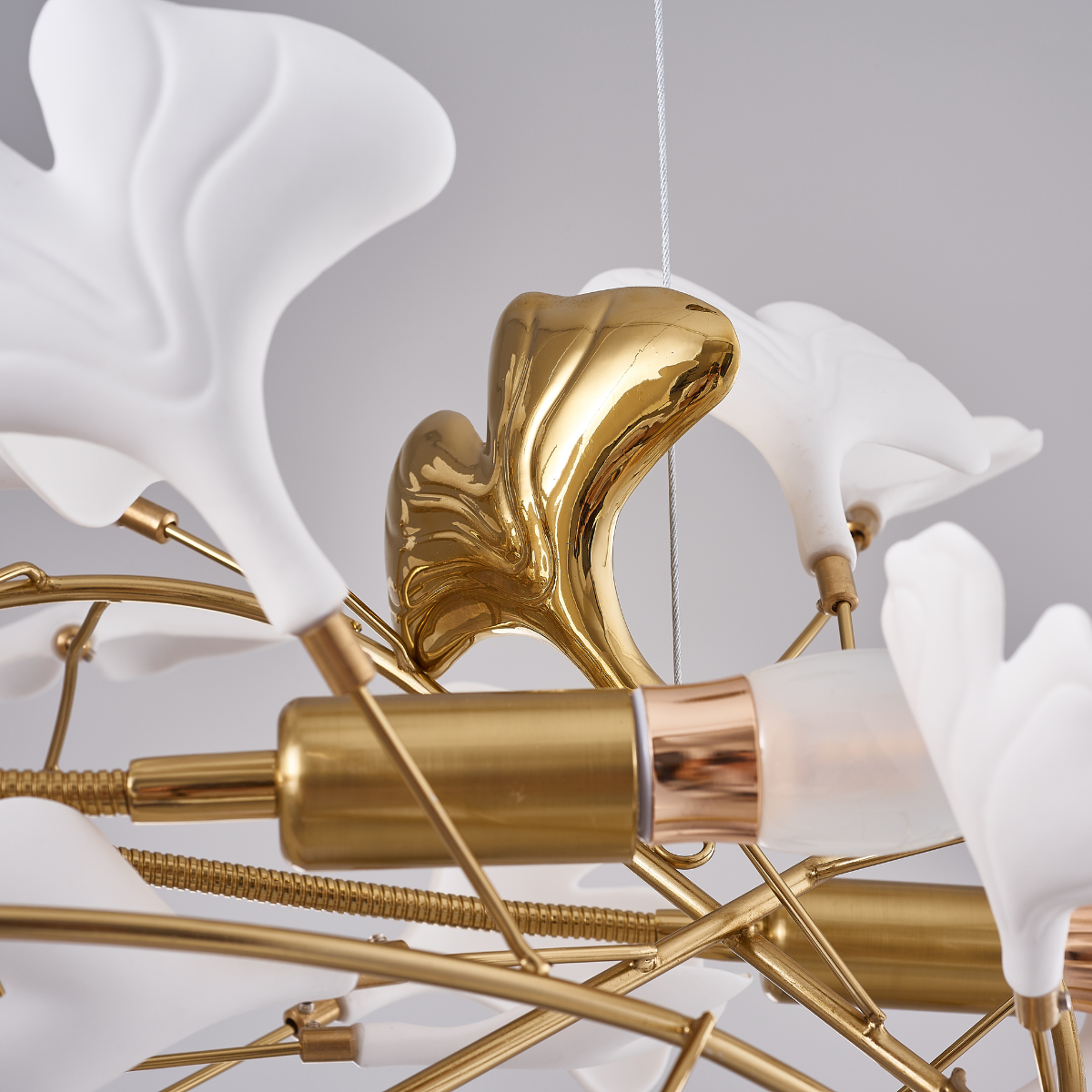 Olivia Lustre Suspension Feuille Artistic Design, Métal/Céramique, Blanc, Salon