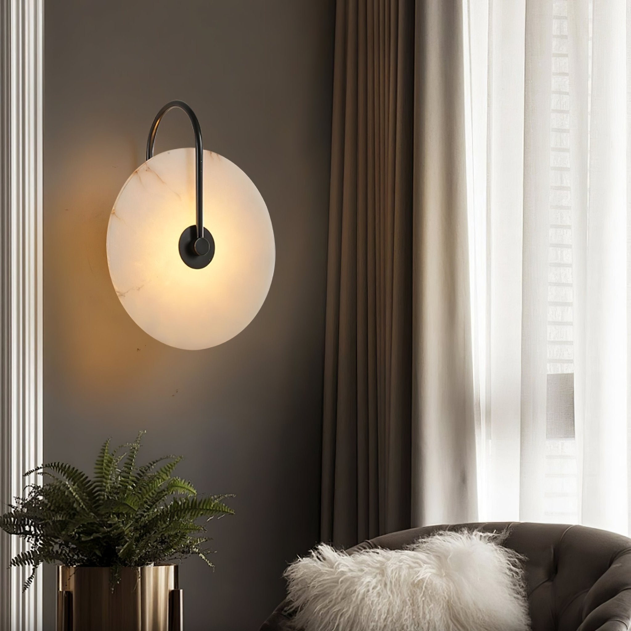 Elaris Alabaster Globe Wall Lamp - Blowlighting