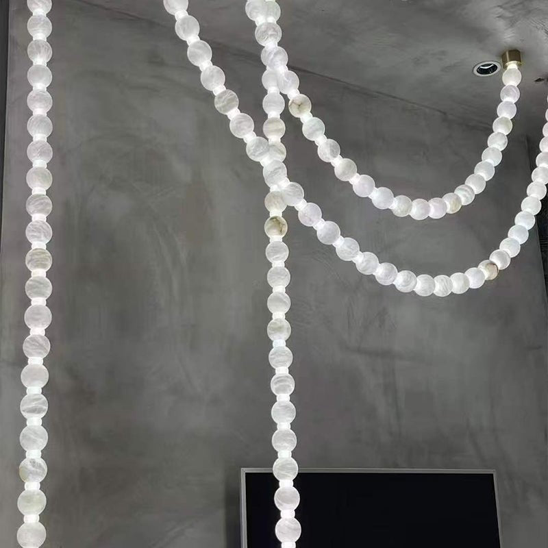 Lustre Collier de Perles en Albâtre