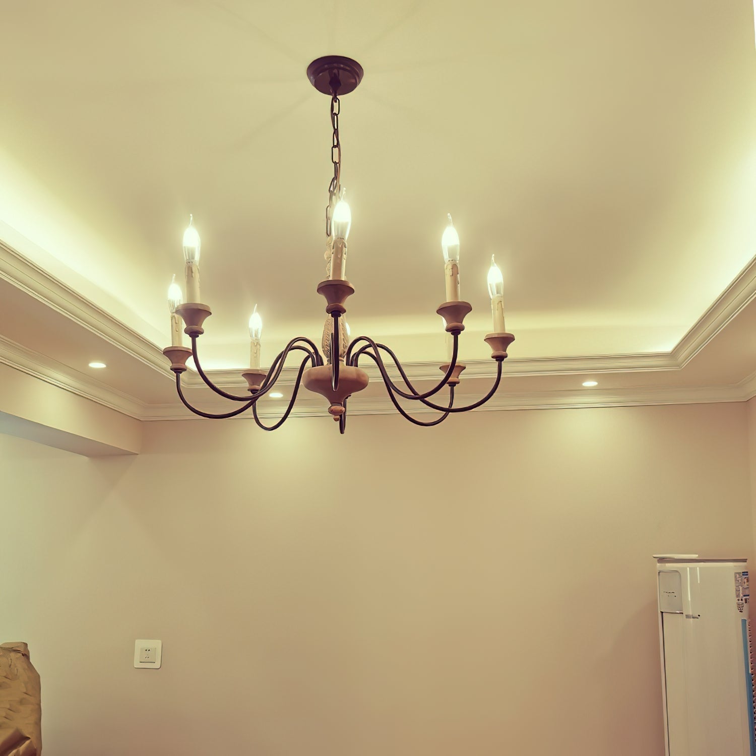Ljomuvyi Traditional Farmhouse Metal Wood Chandelier - Lamp Copper