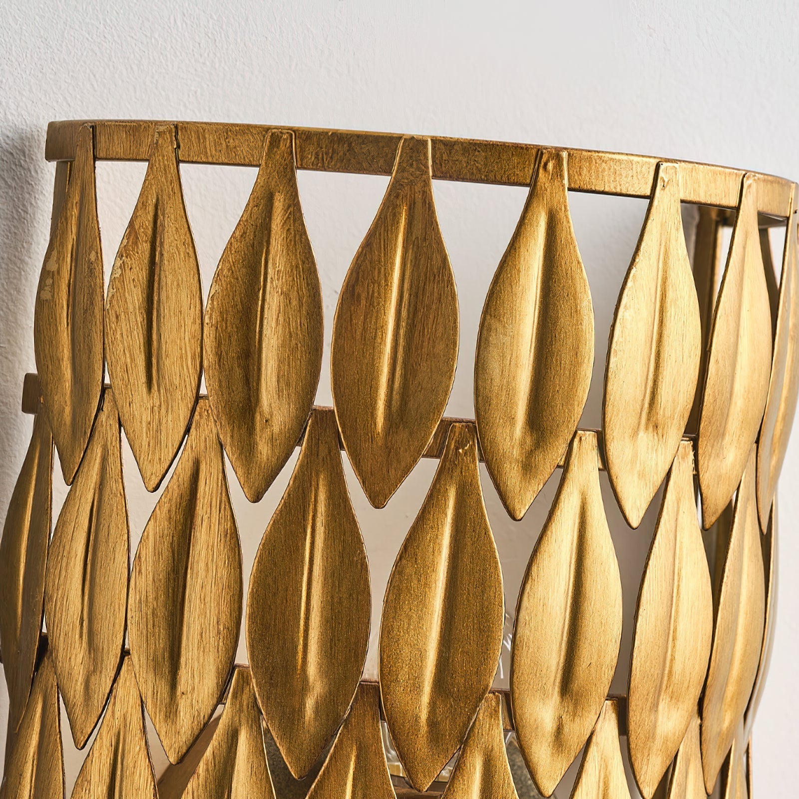 Xenuvyo Elegance Sophisticated Artus Metal Wall Lamp - Lamp Copper
