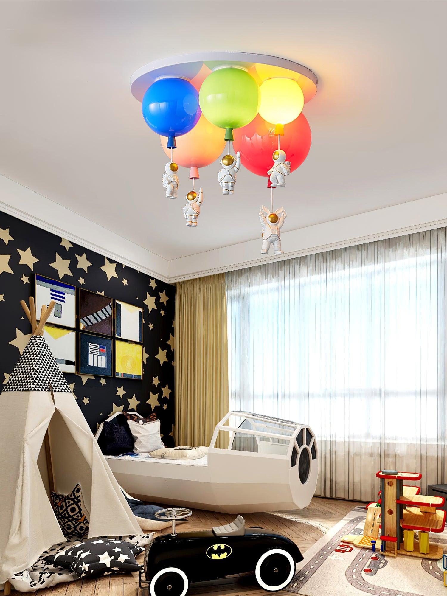 Astronaut Glossy Balloon Ceiling Lamp - Blowlighting