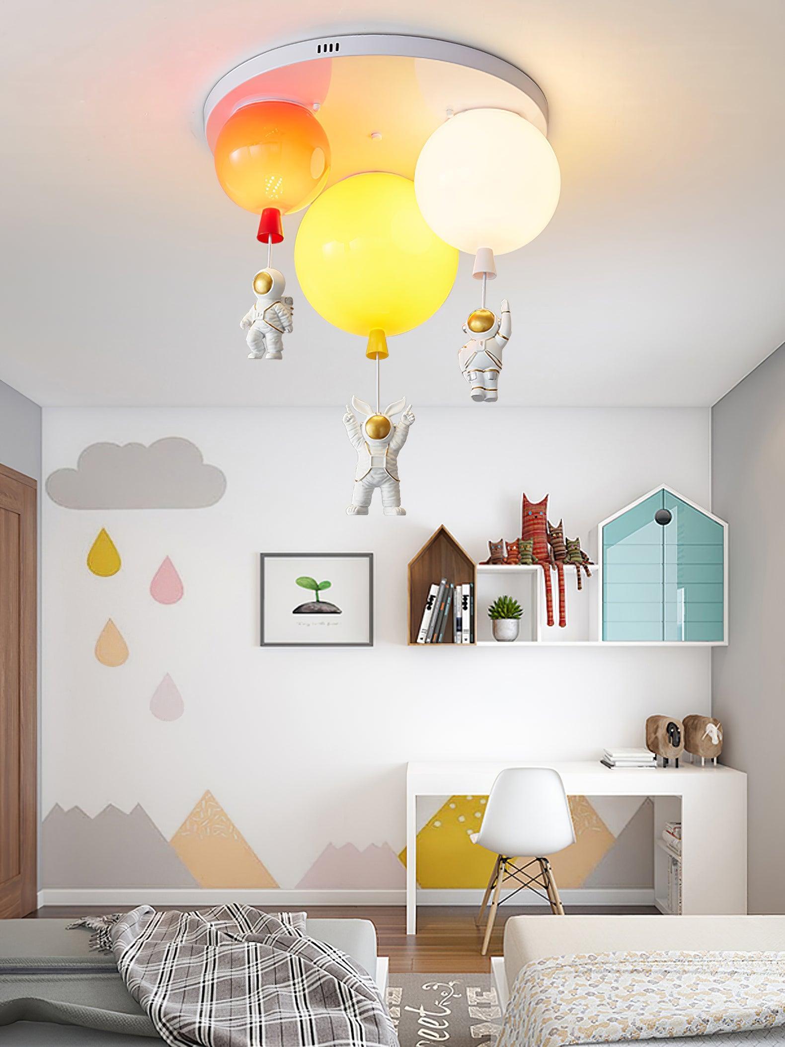 Astronaut Glossy Balloon Ceiling Lamp - Blowlighting