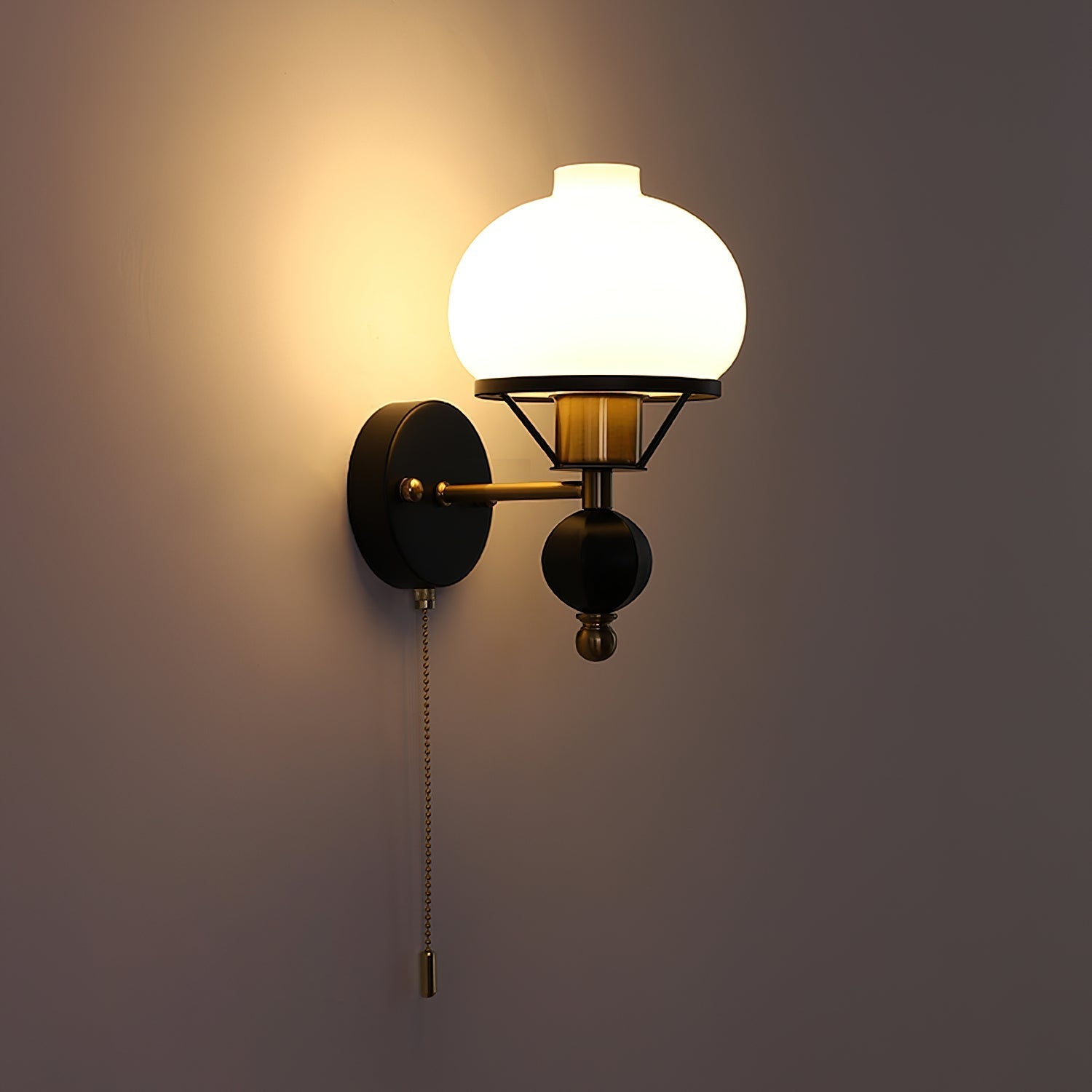 Aurum Balck Wall Light pull-chain switch - Letslighting