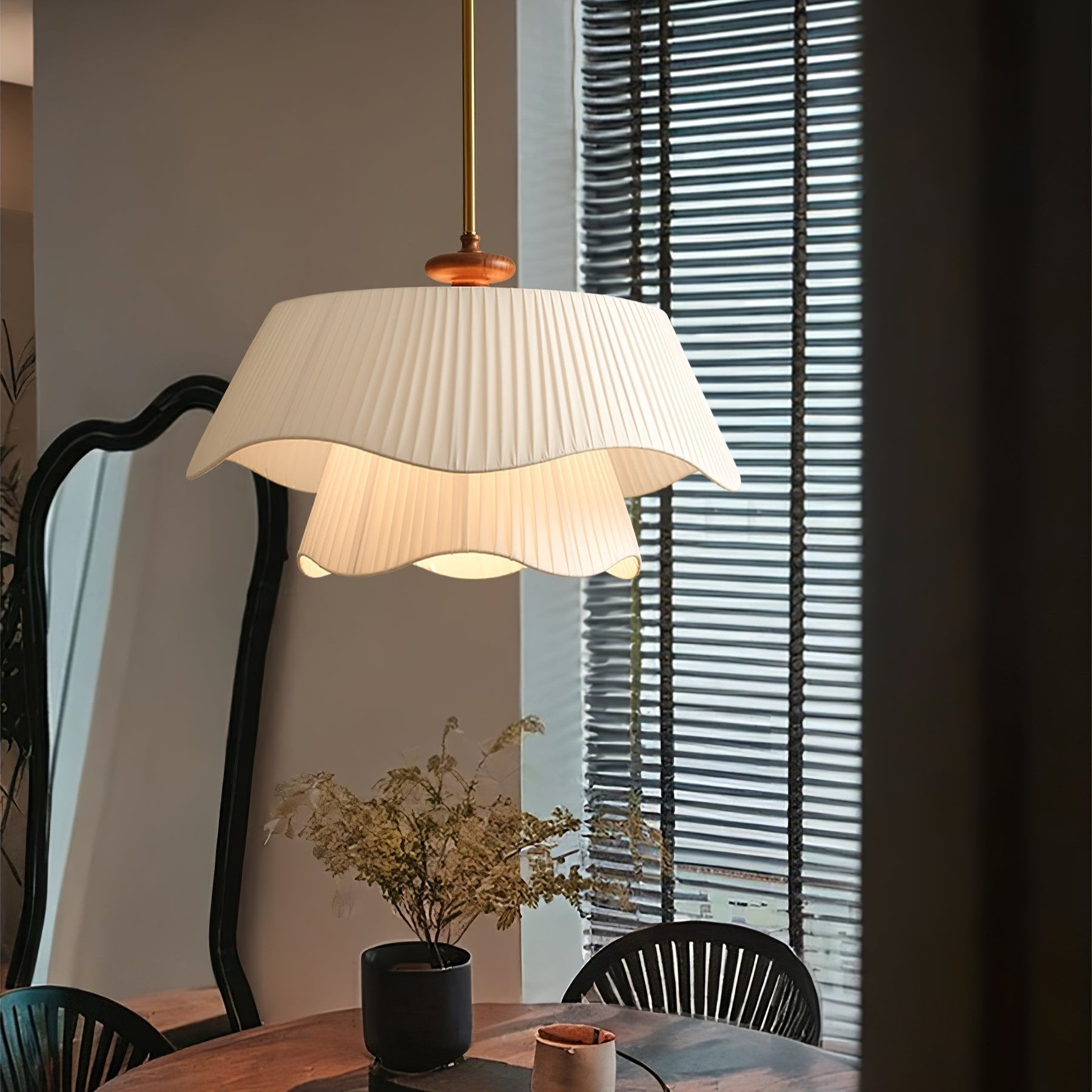 Aphais Premium Elegance Wood Metal Pendant Lamp - Blowlighting