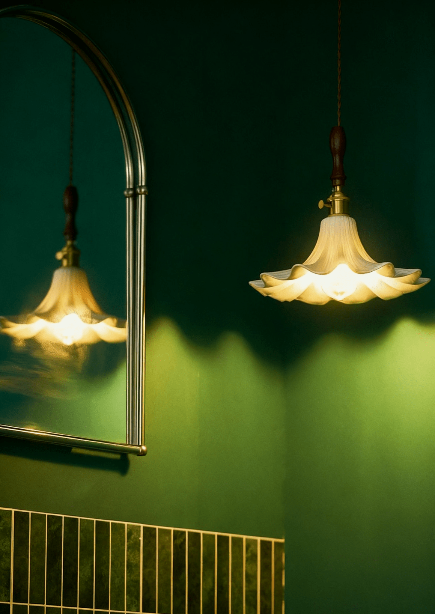 Brilo Suspension Élégante Bloom Twist