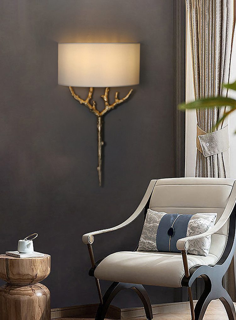 Ceryndir Antler Brass Wall Sconce - Blowlighting