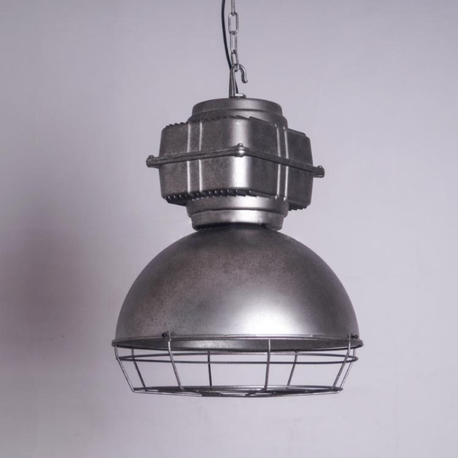 Astra Vintage Industrial Brilliant Metal Pendant Light - Lamp Copper