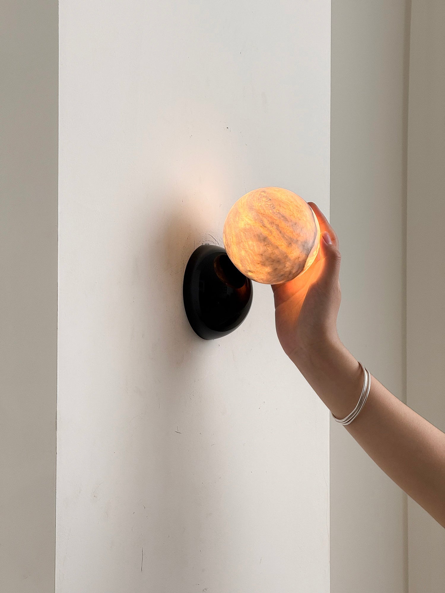 Arca Modern Minimalist Eclipse Mrable Metal Wall Lamp - Lamp Copper
