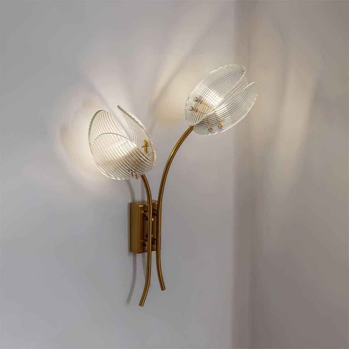 Calyssa Petal-Form Wall Lamp - Letslighting