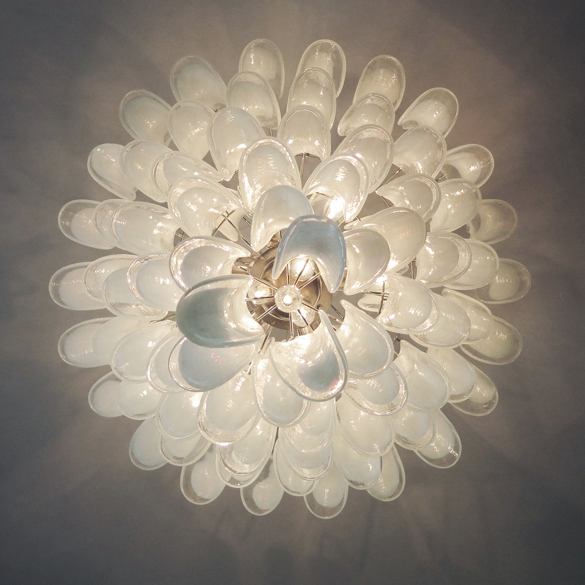 Zinc Postmodern Luxury Petal Glass Metal Chandelier - Lamp Copper