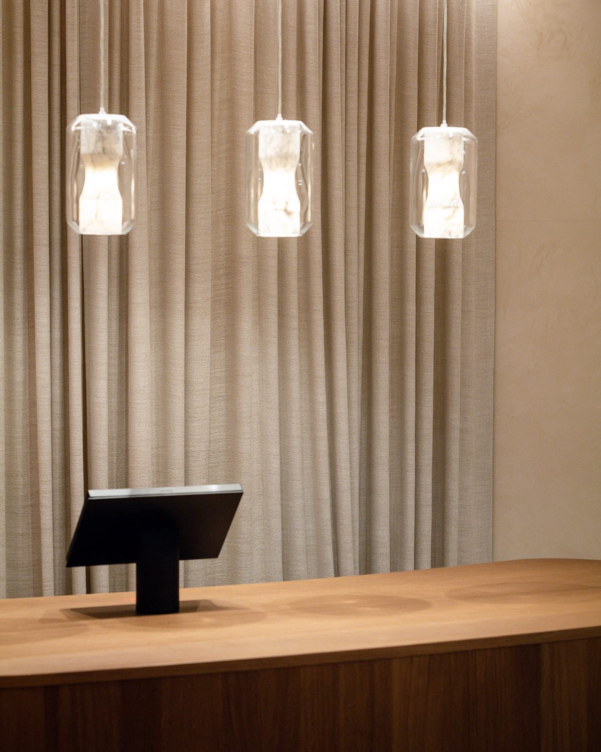 Allirila Modern Minimalist Alabaster Glass Pendant Lamp - Lamp Copper
