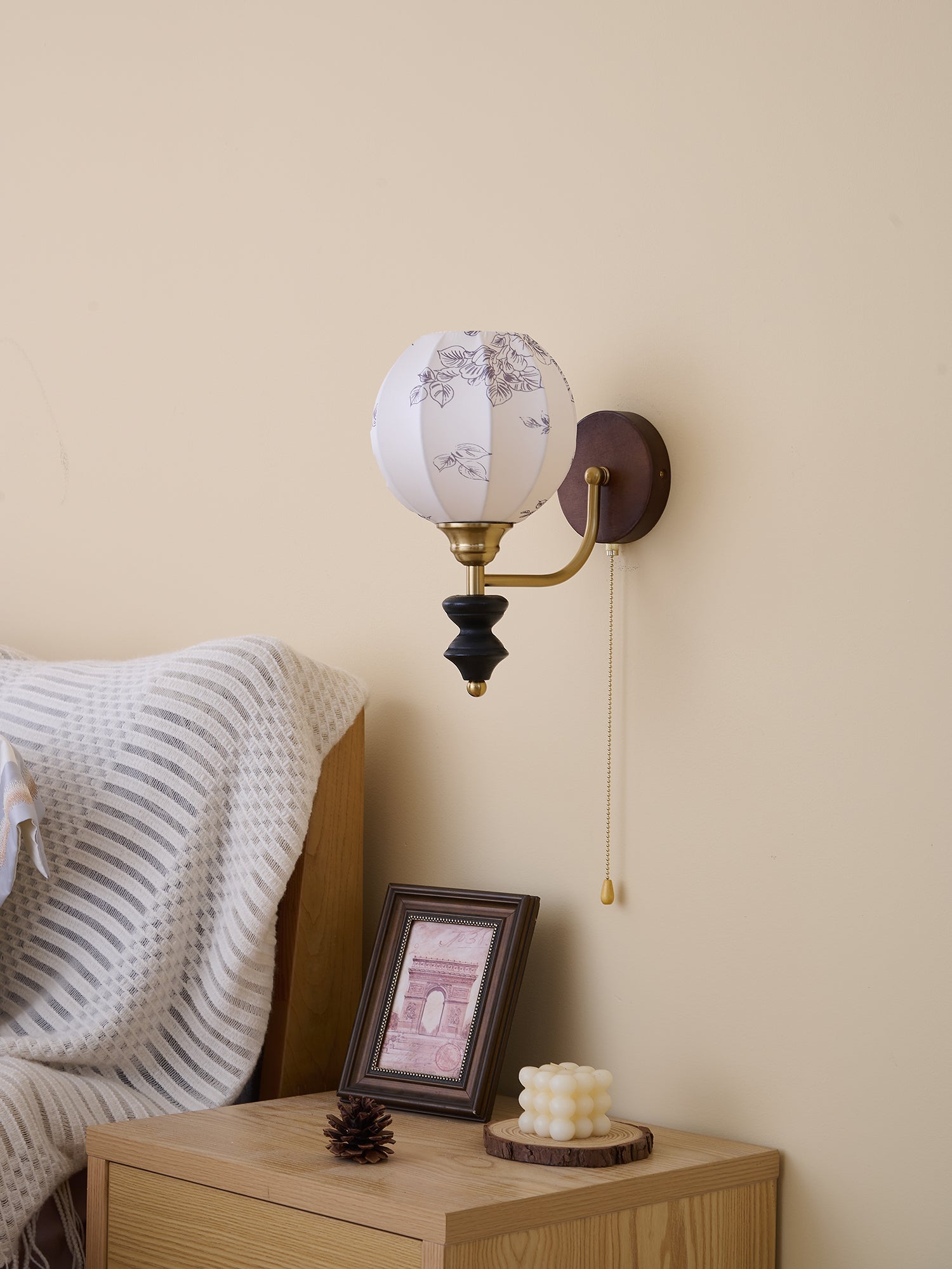 Clarendon Wall Lamp - Blowlighting