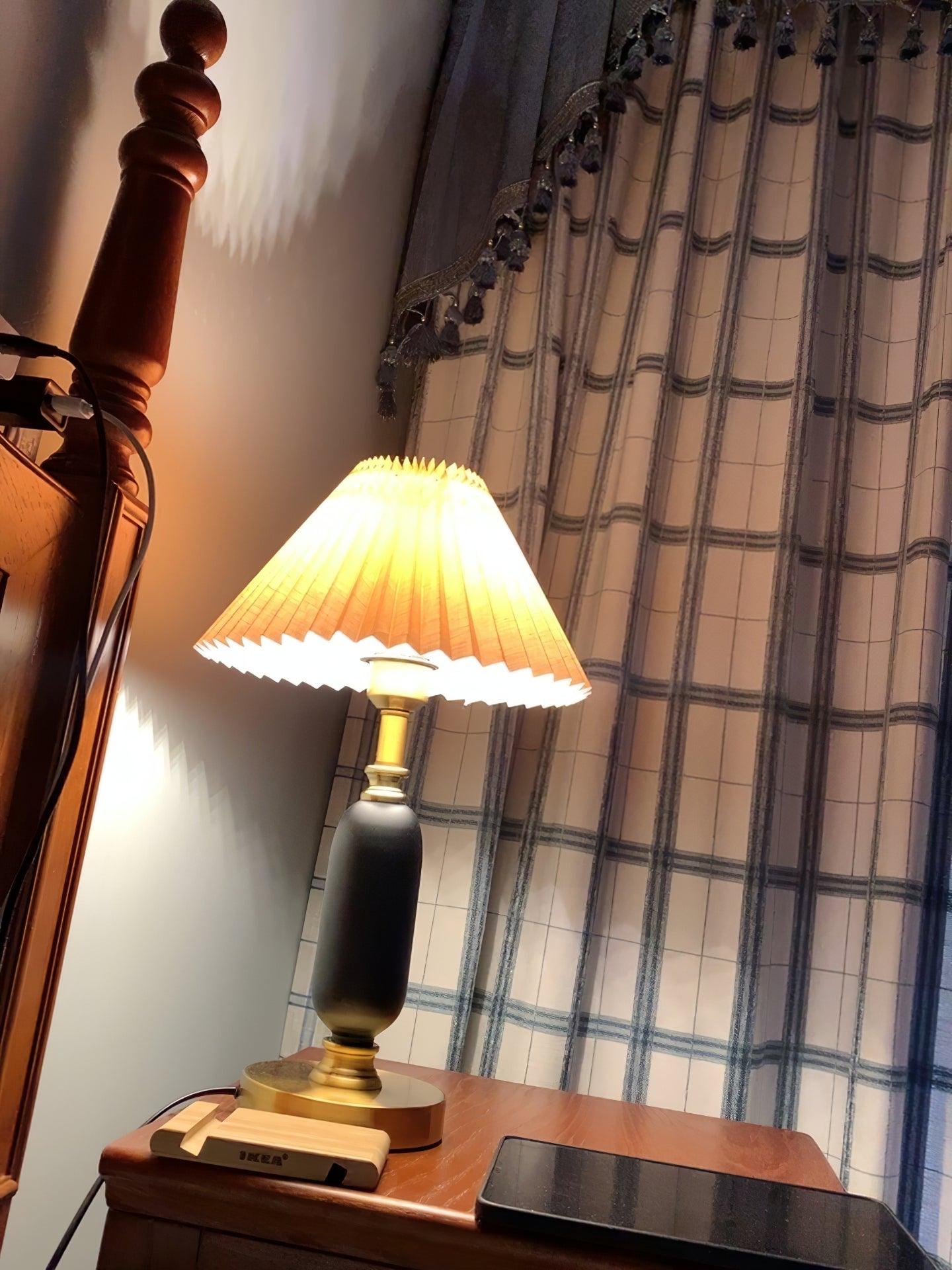Aurmarila Fabric Table Lamp - Letslighting