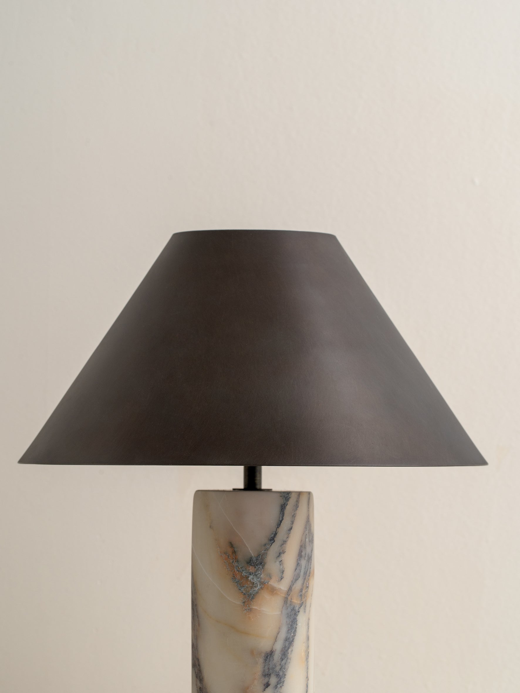 Eliot Lampe de Table Moderne en Marbre