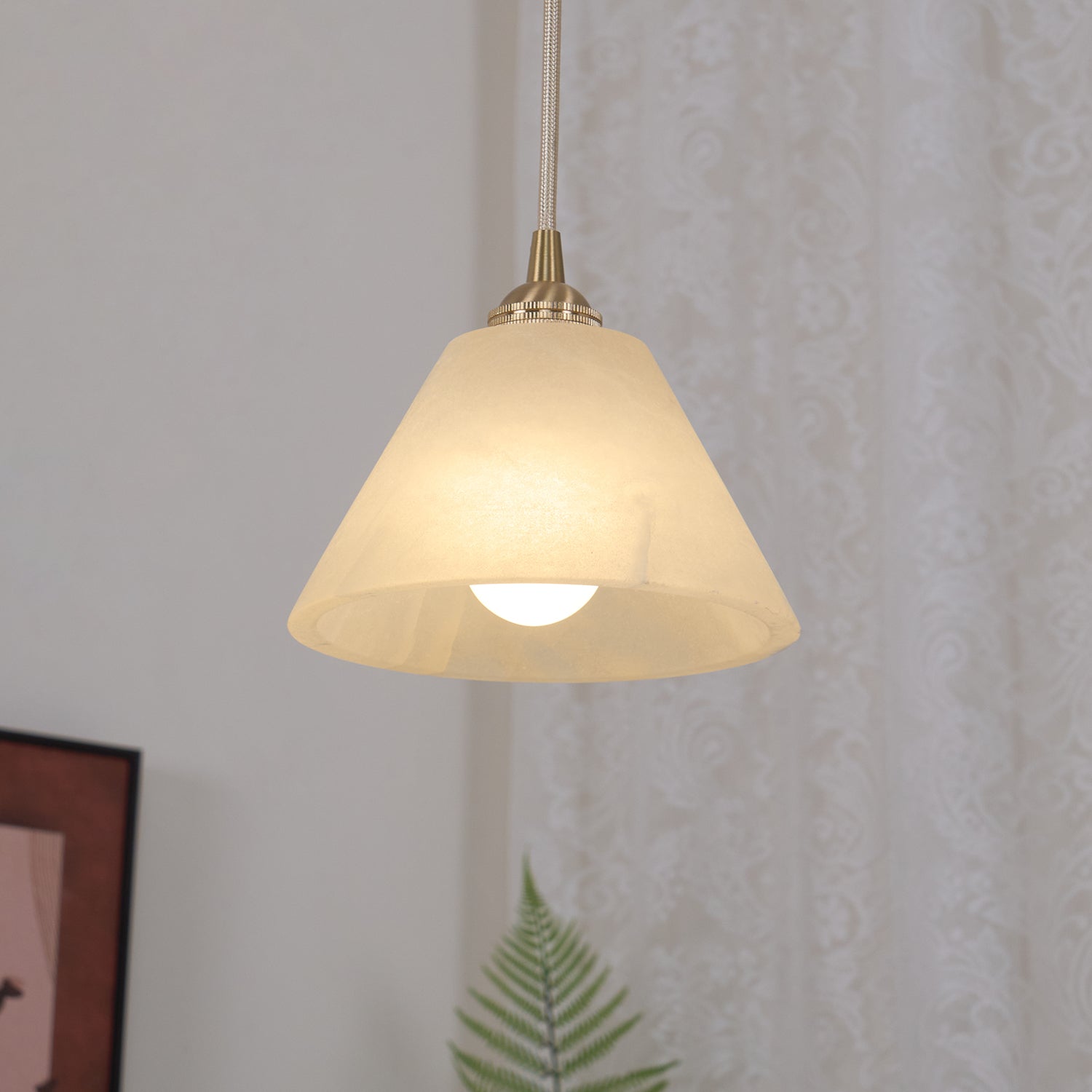 Liora Minimalist Alabaster Pendant Light - Blowlighting
