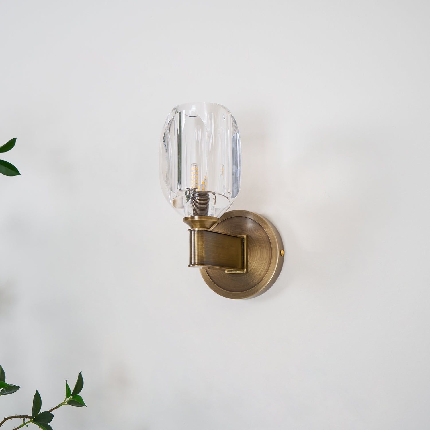 Diamond Crystal Sconce - Blowlighting