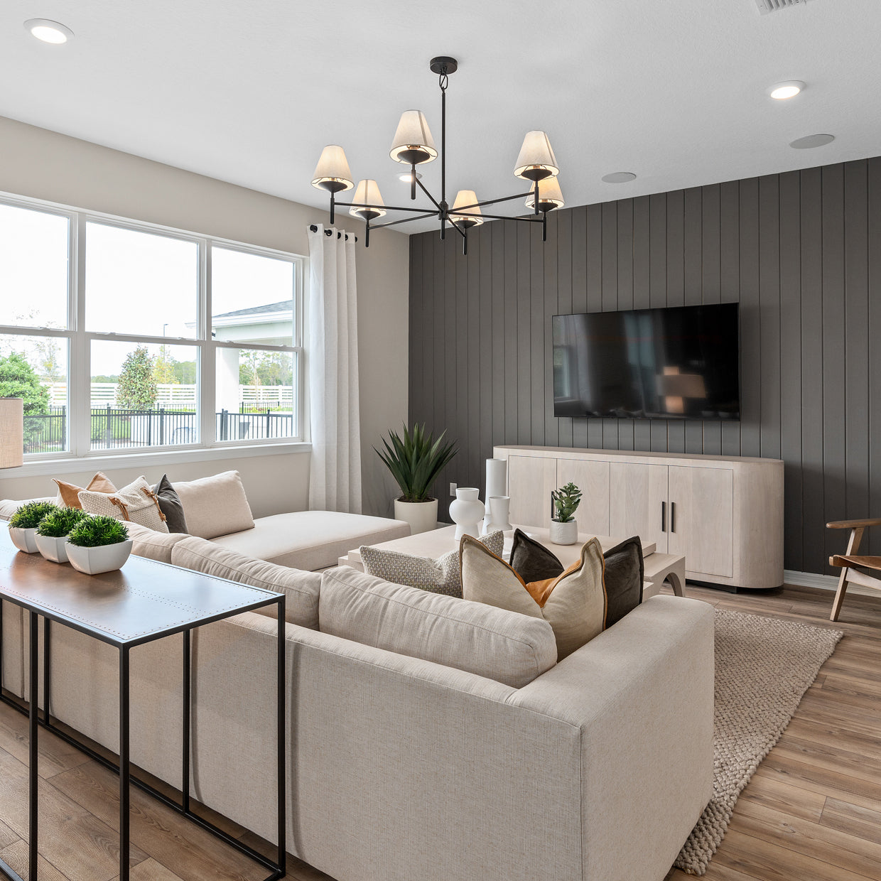 Ulphaa Vintage Industrial Black Fabric Chandelier - Lamp Copper