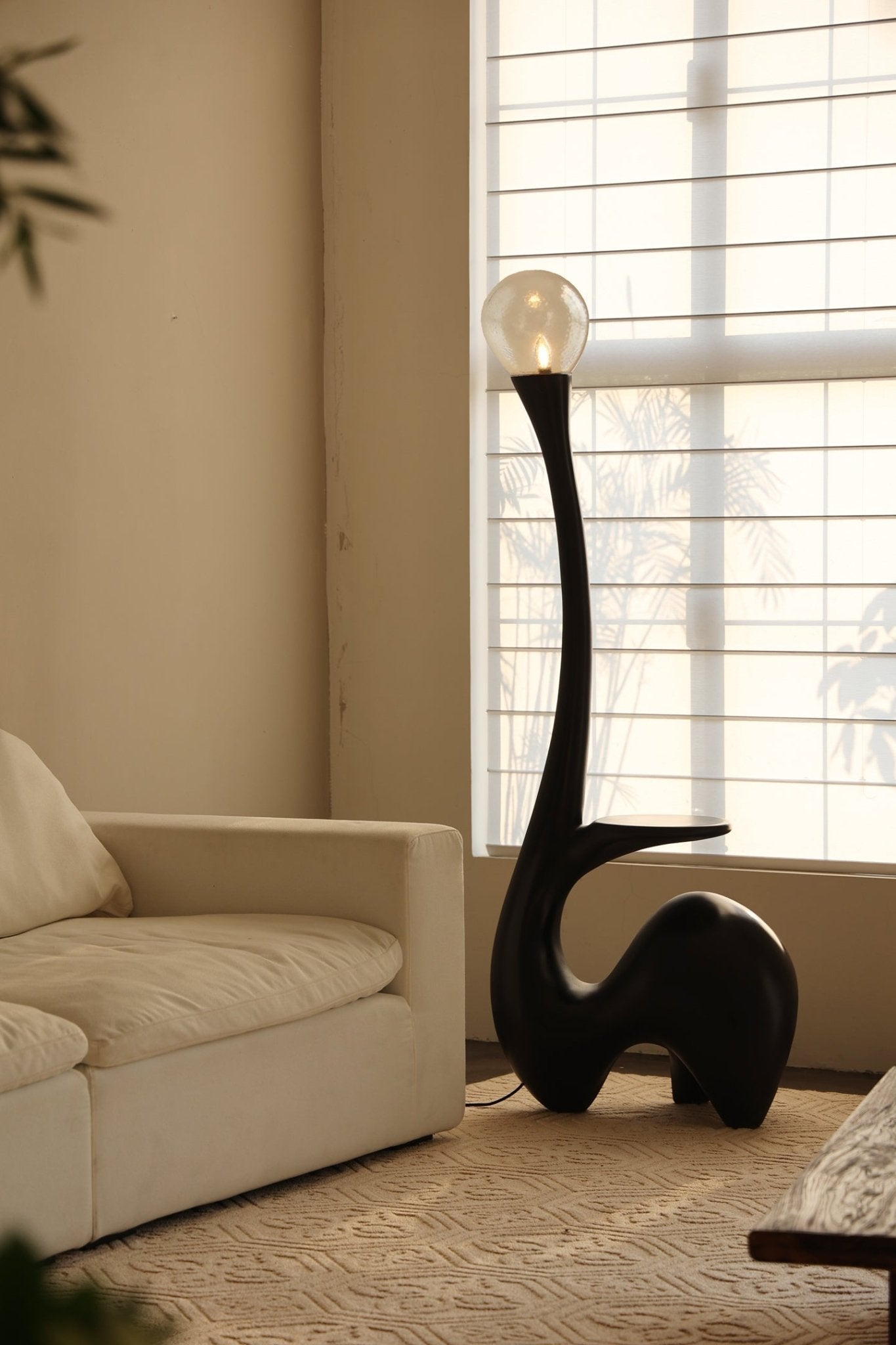 Elero Sculptural Floor Lamp - Vakkerlight