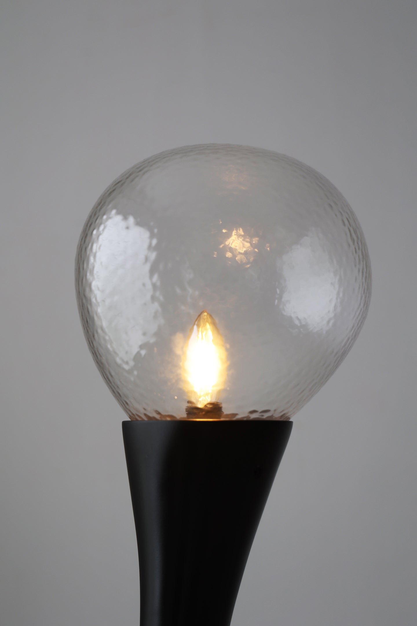 Elero Sculptural Floor Lamp - Vakkerlight