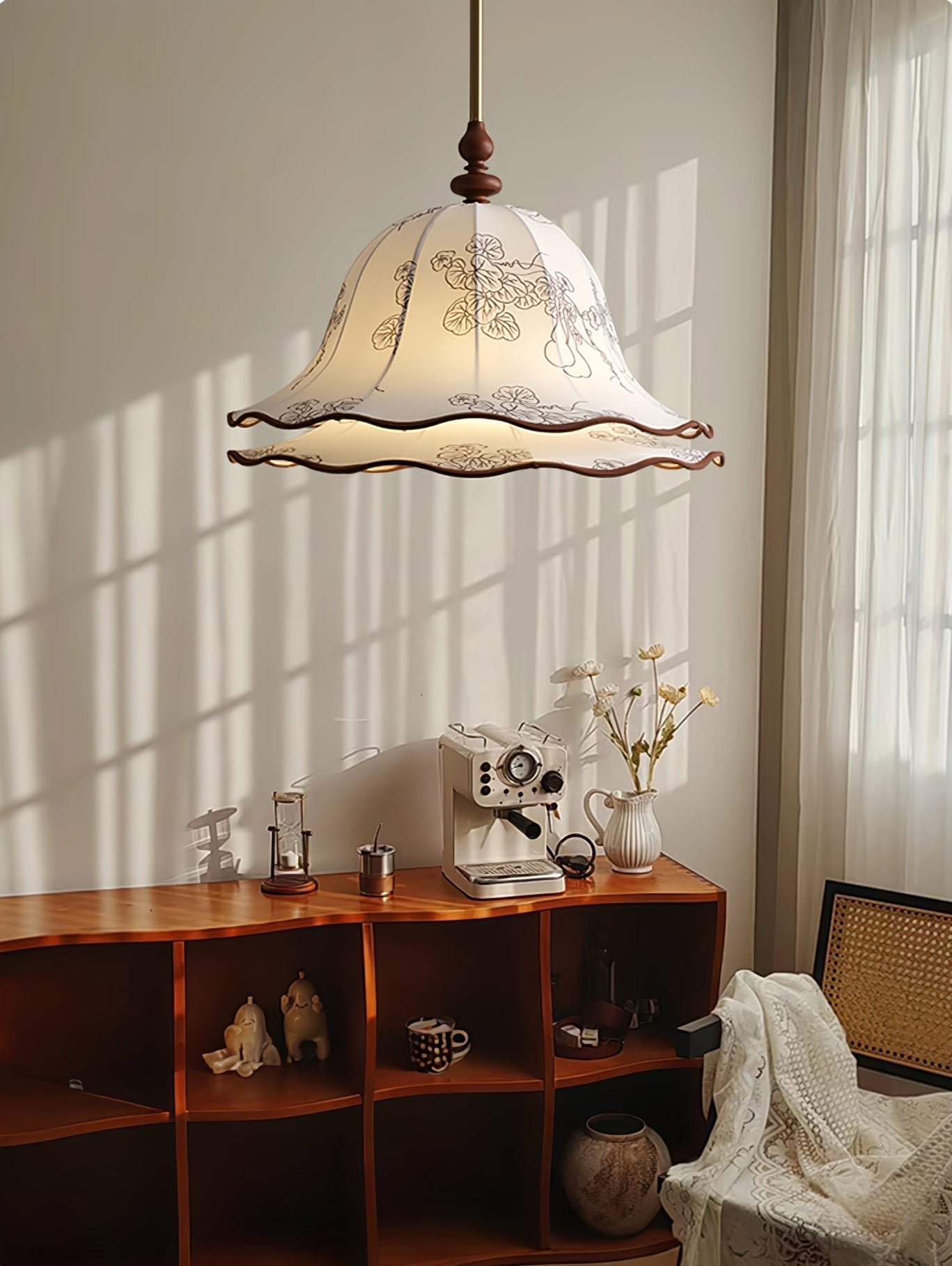Ilsilis Traditional Elegance Floral Fabric Wood Pendant Lamp - Blowlighting