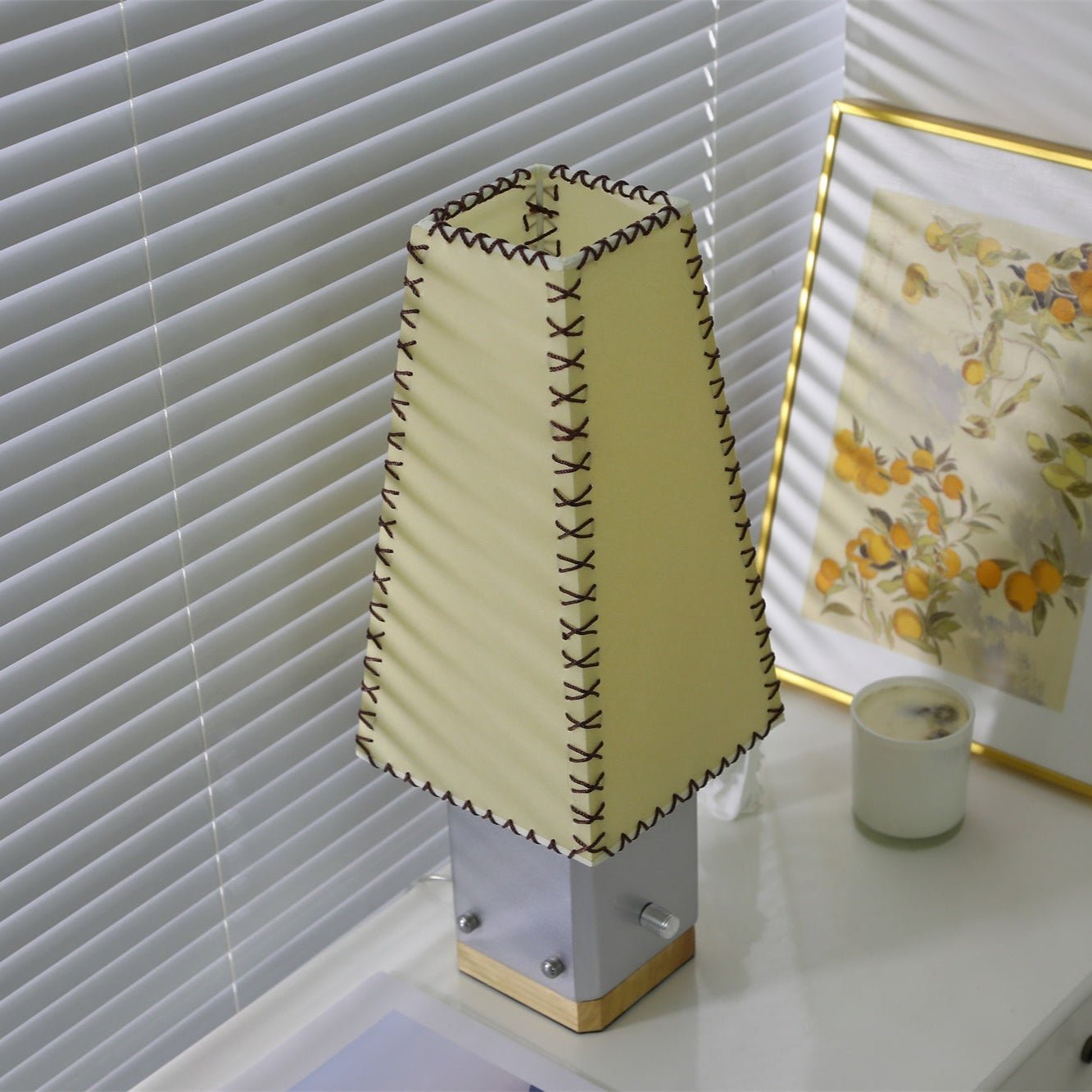 Estela Table Lamp - Vakkerlight