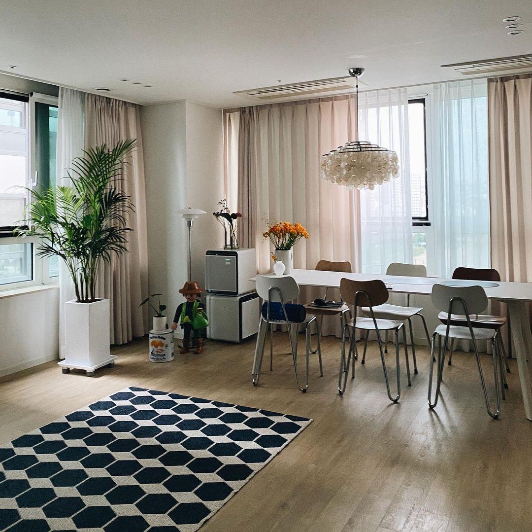 Round Shell Chandelier - Blowlighting