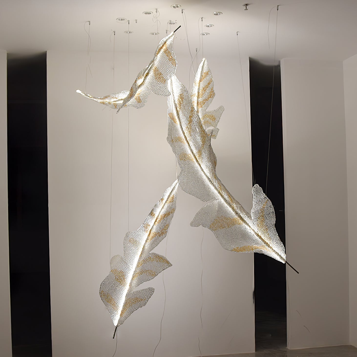 Zeshaen Individual Creativity Falling Leaves Glass Chandelier - Blowlighting