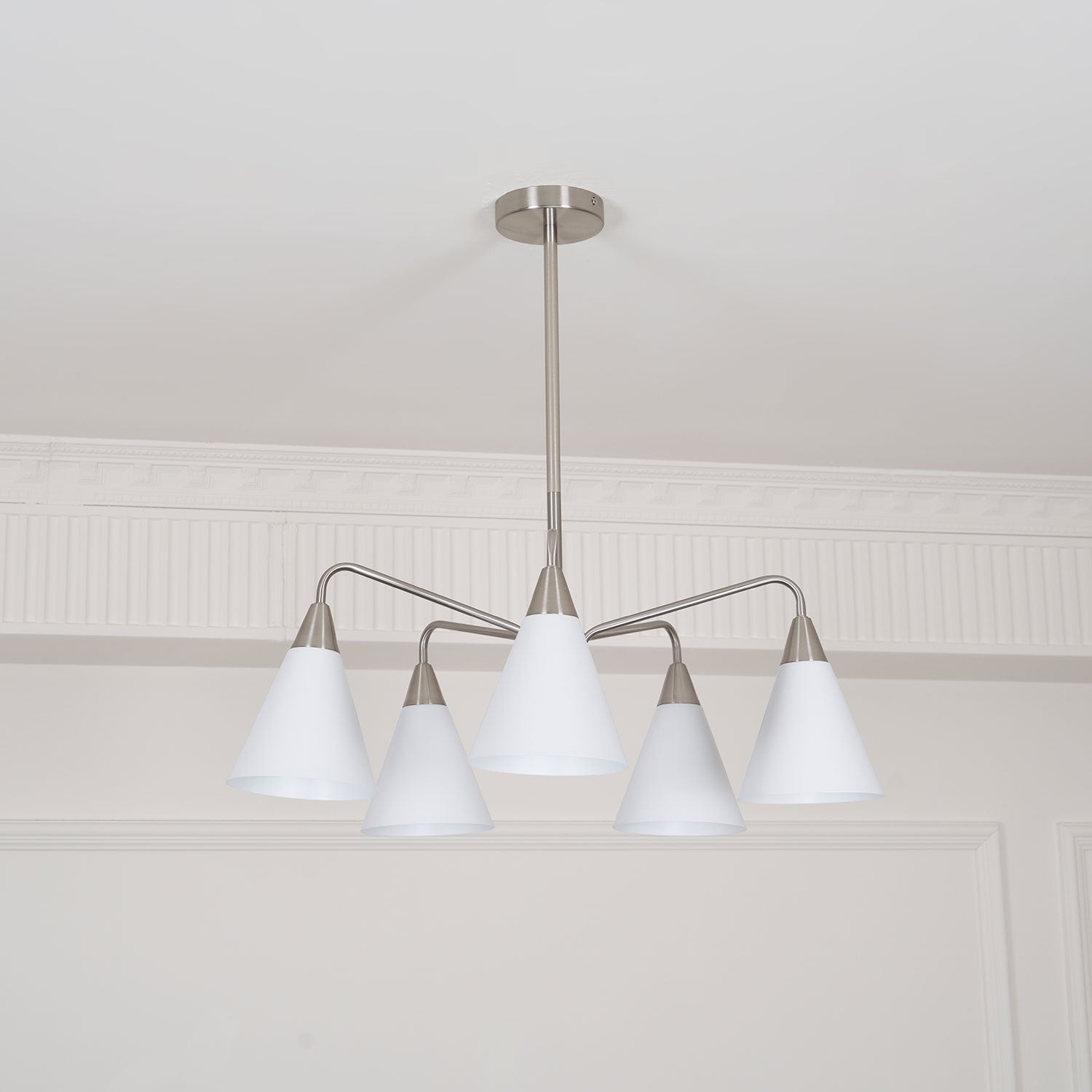 Elthaeth Premium Nordic Art Fashion Cono Metal Chandelier - Blowlighting