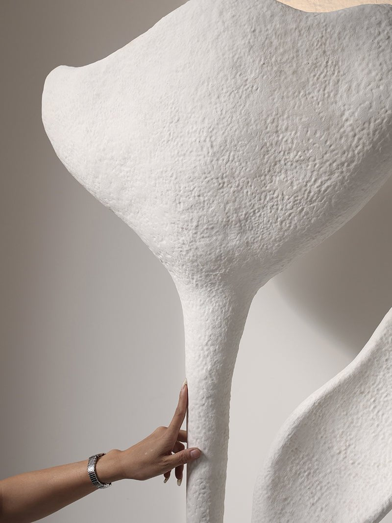 Brilo Lampadaire Élégant en Fibre de Verre Florae