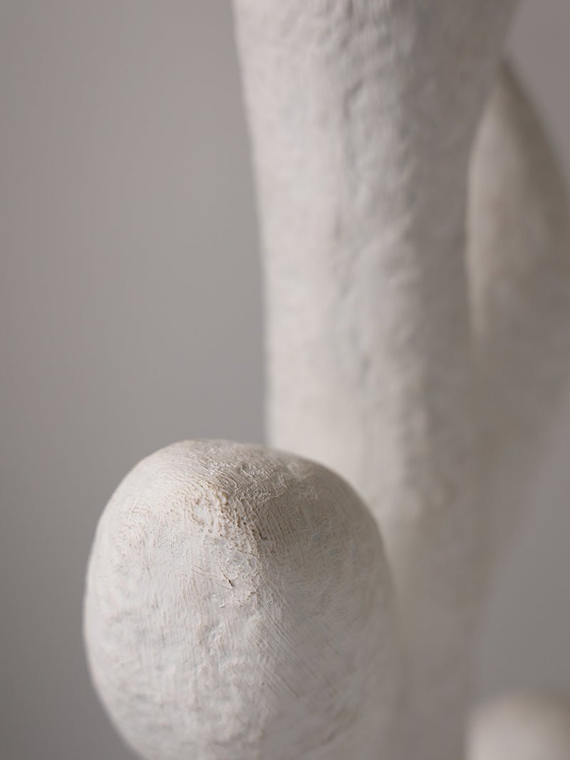 Brilo Lampadaire Élégant en Fibre de Verre Florae