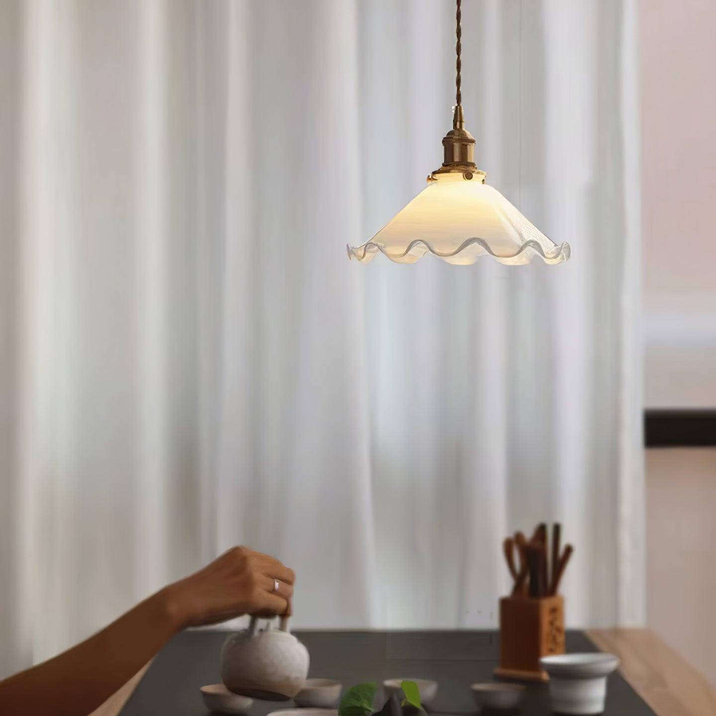 Flower Petals Pendant Lamp - Blowlighting