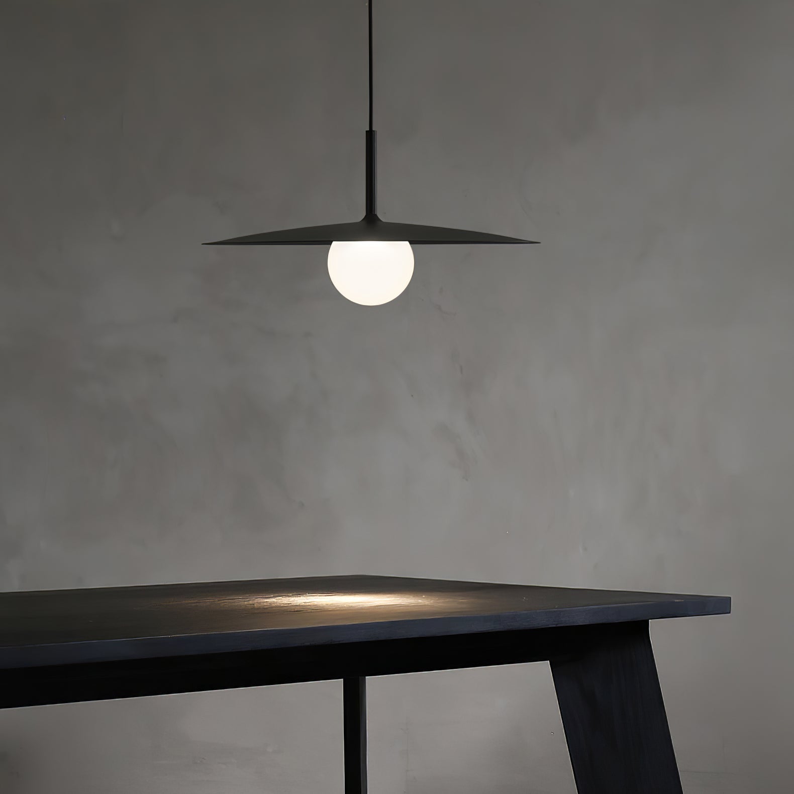Gea Flying Saucer Pendant Lamp - Blowlighting