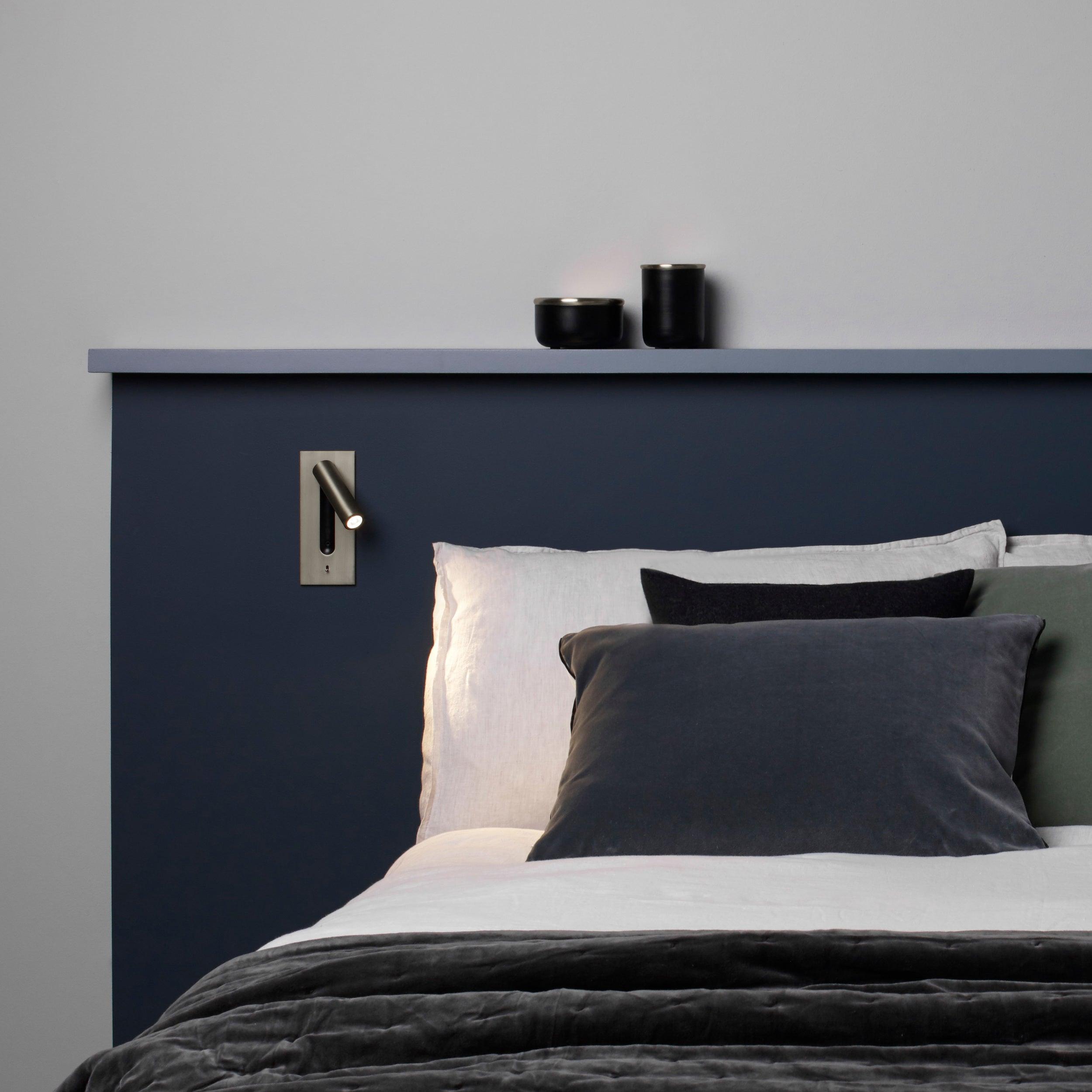 Folded Back Bedside Wall Lamp - Blowlighting