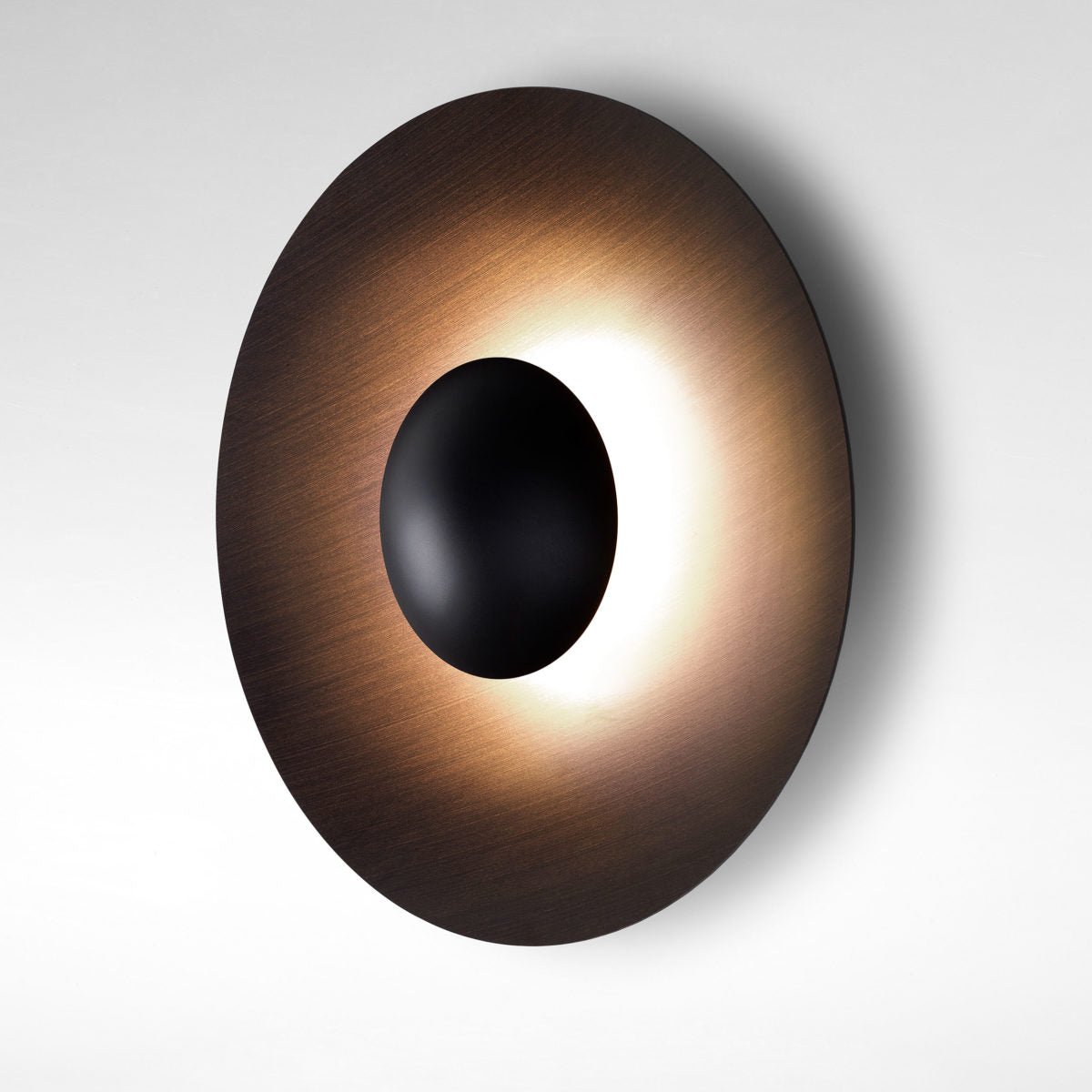 Ginger Modern Minimalist Round Metal Wall Lamp - Blowlighting