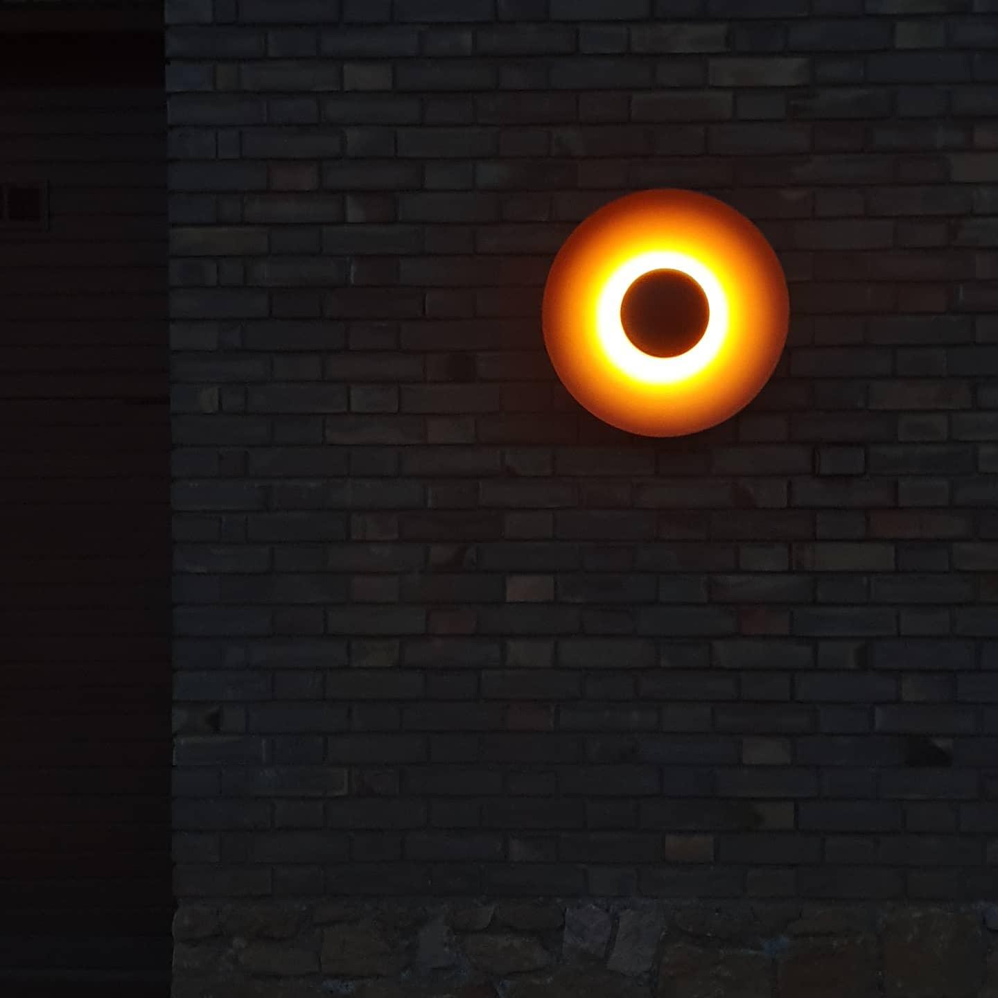 Simplicity Glow Wall Light - Blowlighting