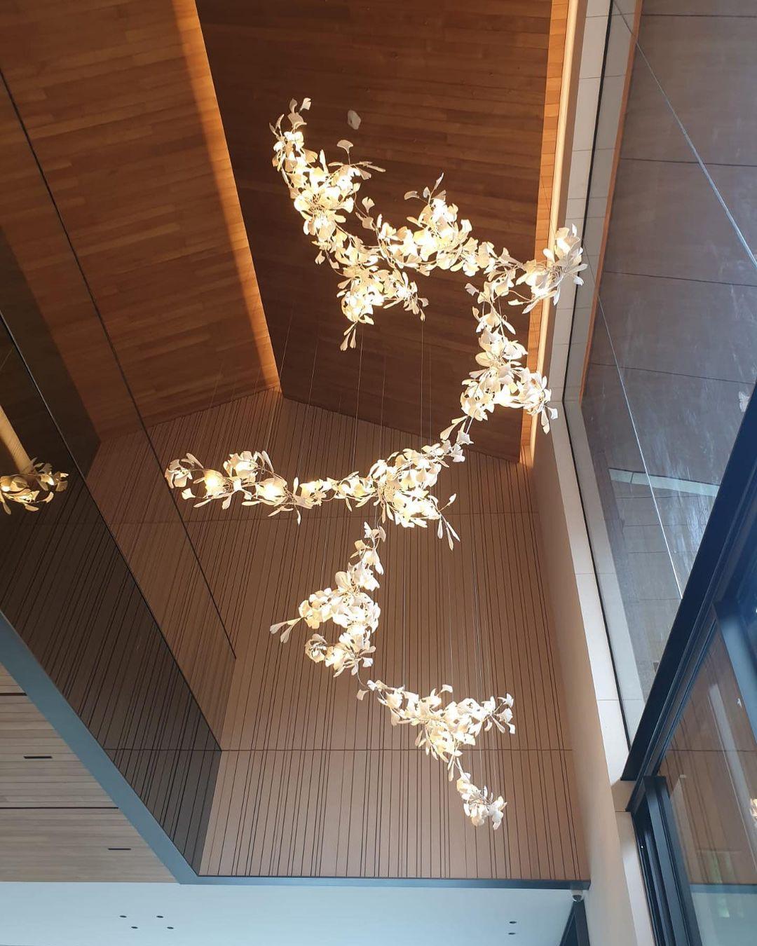 Gingko Chandelier F - Blowlighting