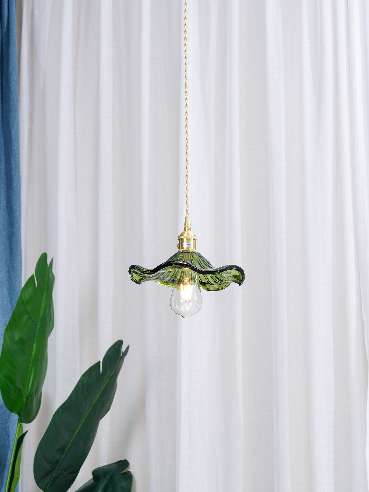 Glass Hibiscus Flower Swag Light - Blowlighting