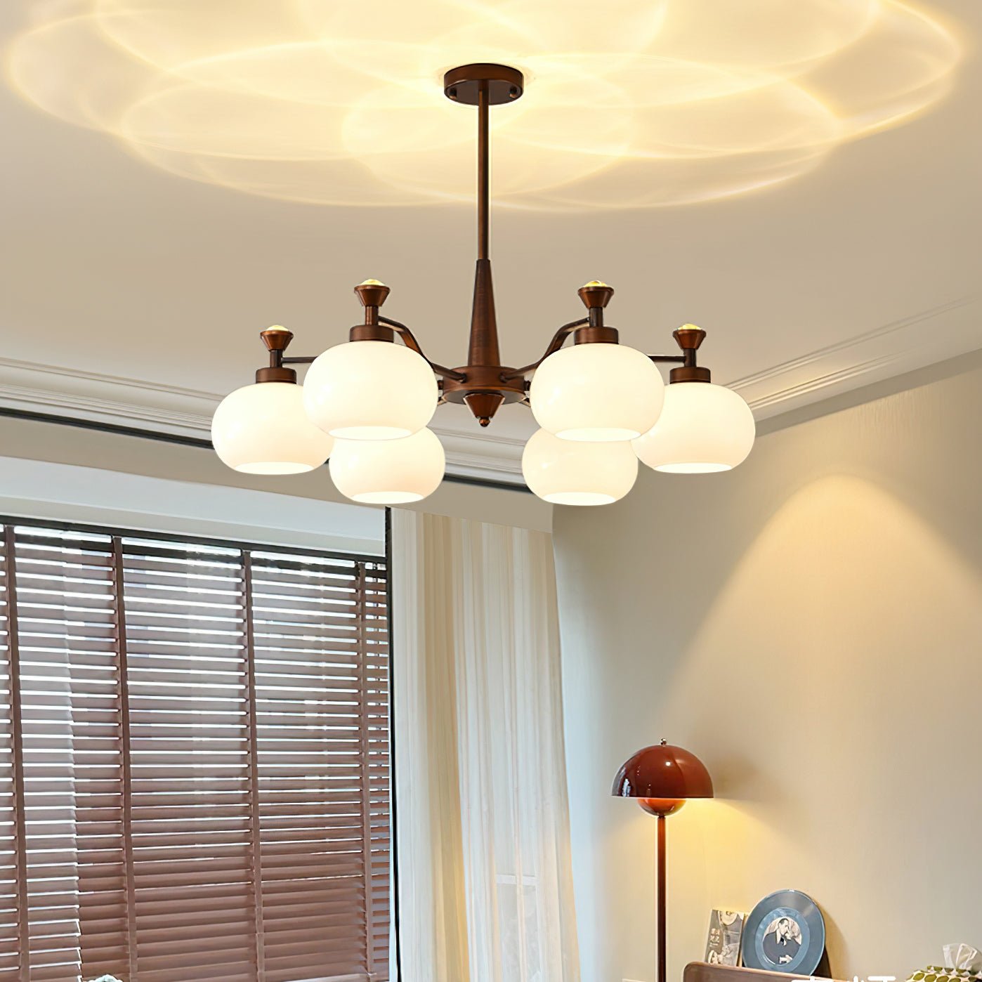 Aurora Chandelier Globe Spotlight - Blowlighting