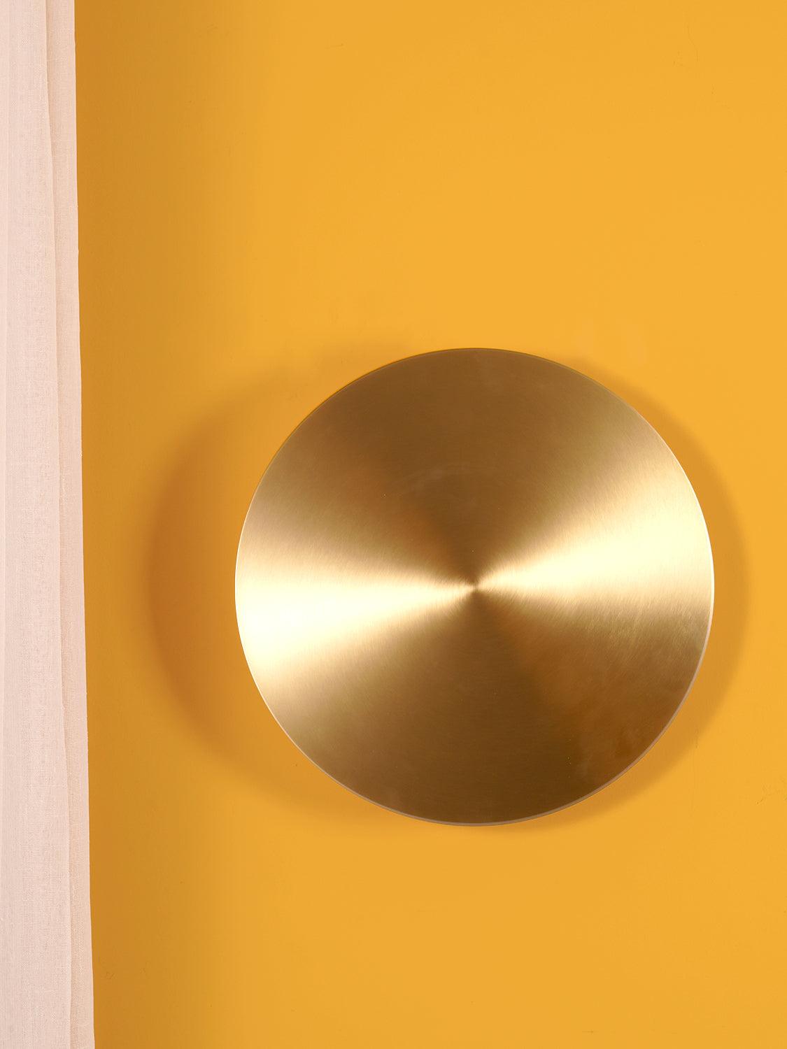 Tivral Brass Minimalist Wall Lamp - Letslighting