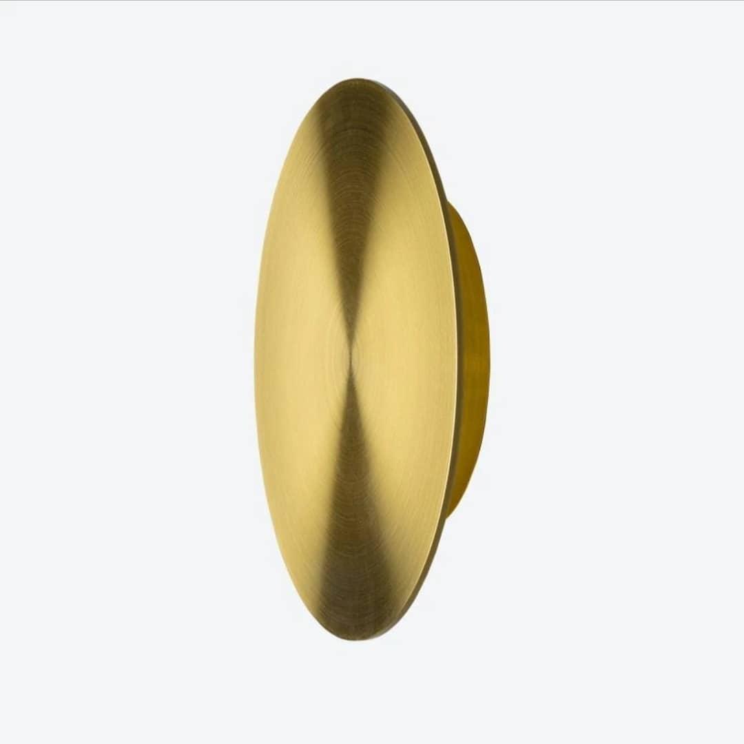 Tivral Brass Minimalist Wall Lamp - Letslighting