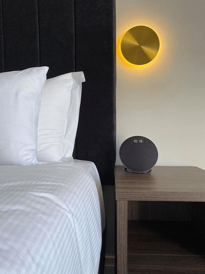 Tivral Brass Minimalist Wall Lamp - Letslighting
