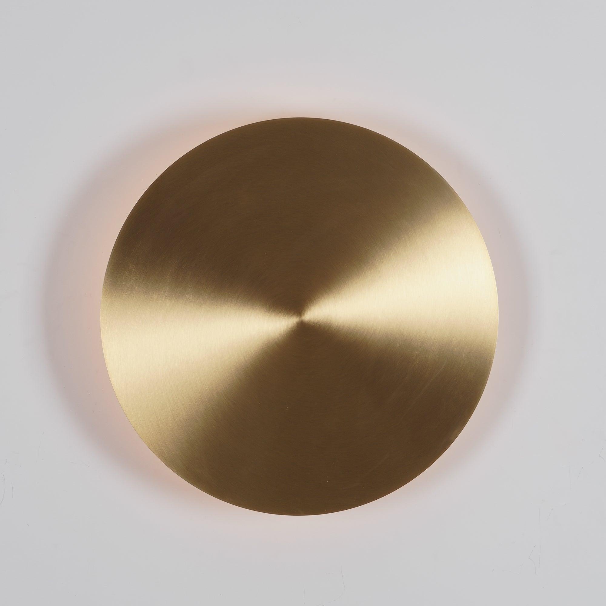 Tivral Brass Minimalist Wall Lamp - Letslighting