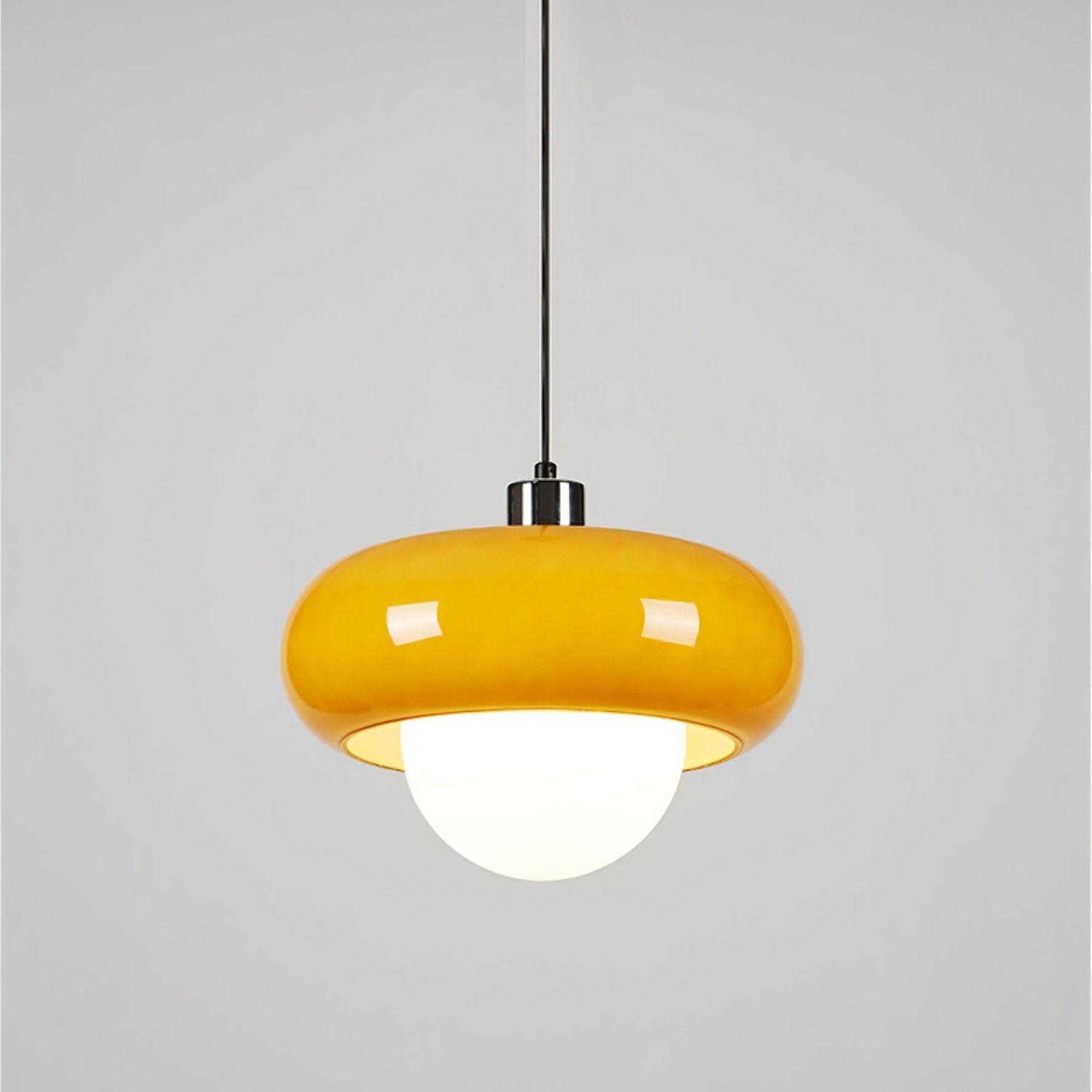 Harvey Pendant Lamp - Blowlighting