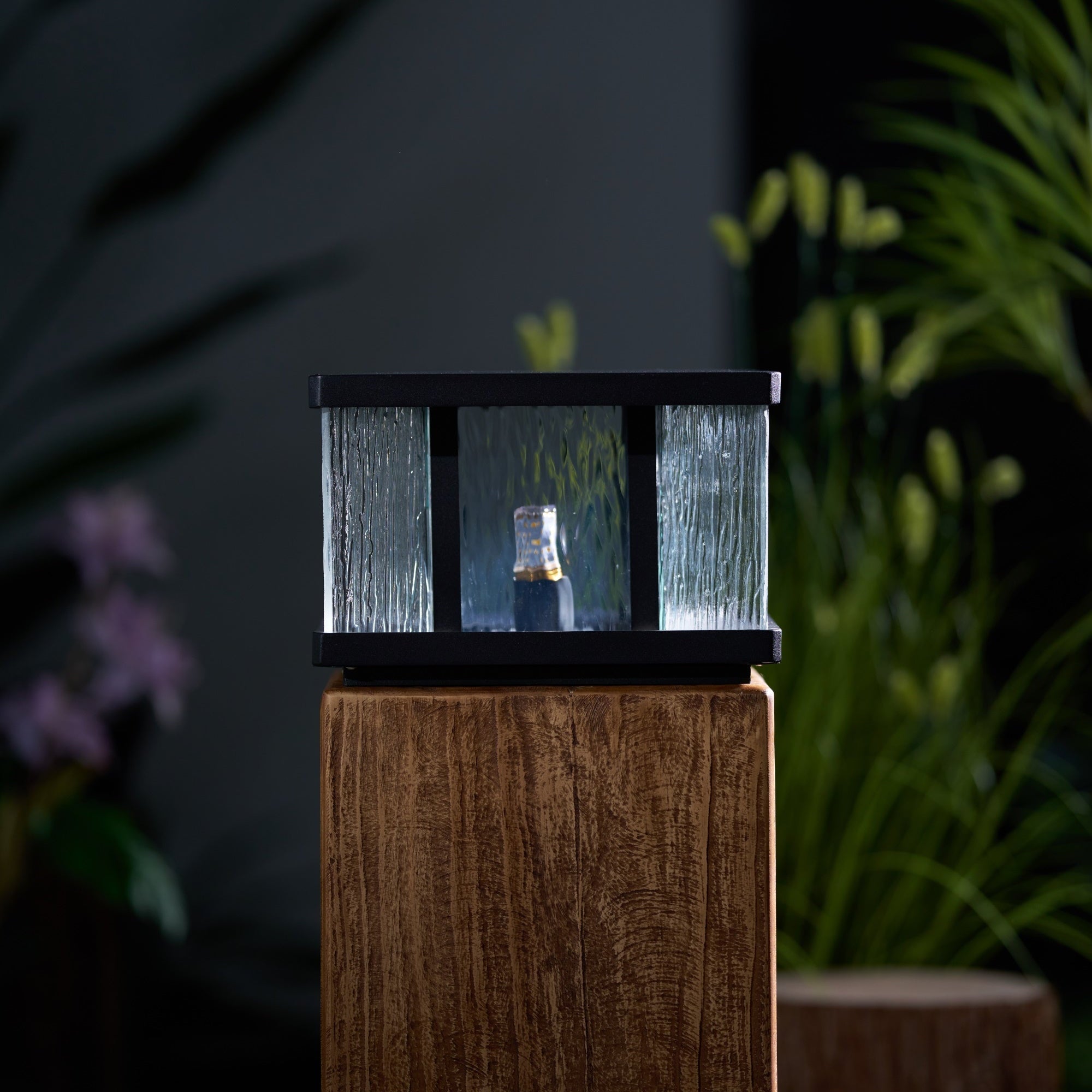 Stratos Square Outdoor Light - Vakkerlight